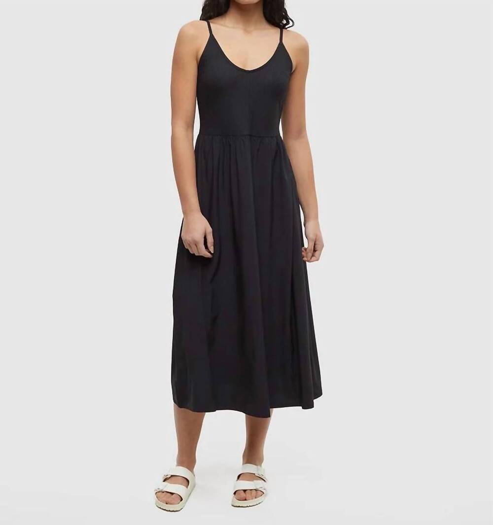 NEW TENTREE juneau tank midi dress in black